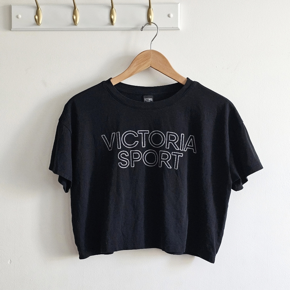 Victoria Sport Crop Top Women’s Black Graphic Logo T-Shirt Athleisure Size M